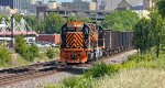 WE 7024 now shoves the empties back toward the Wheeling.